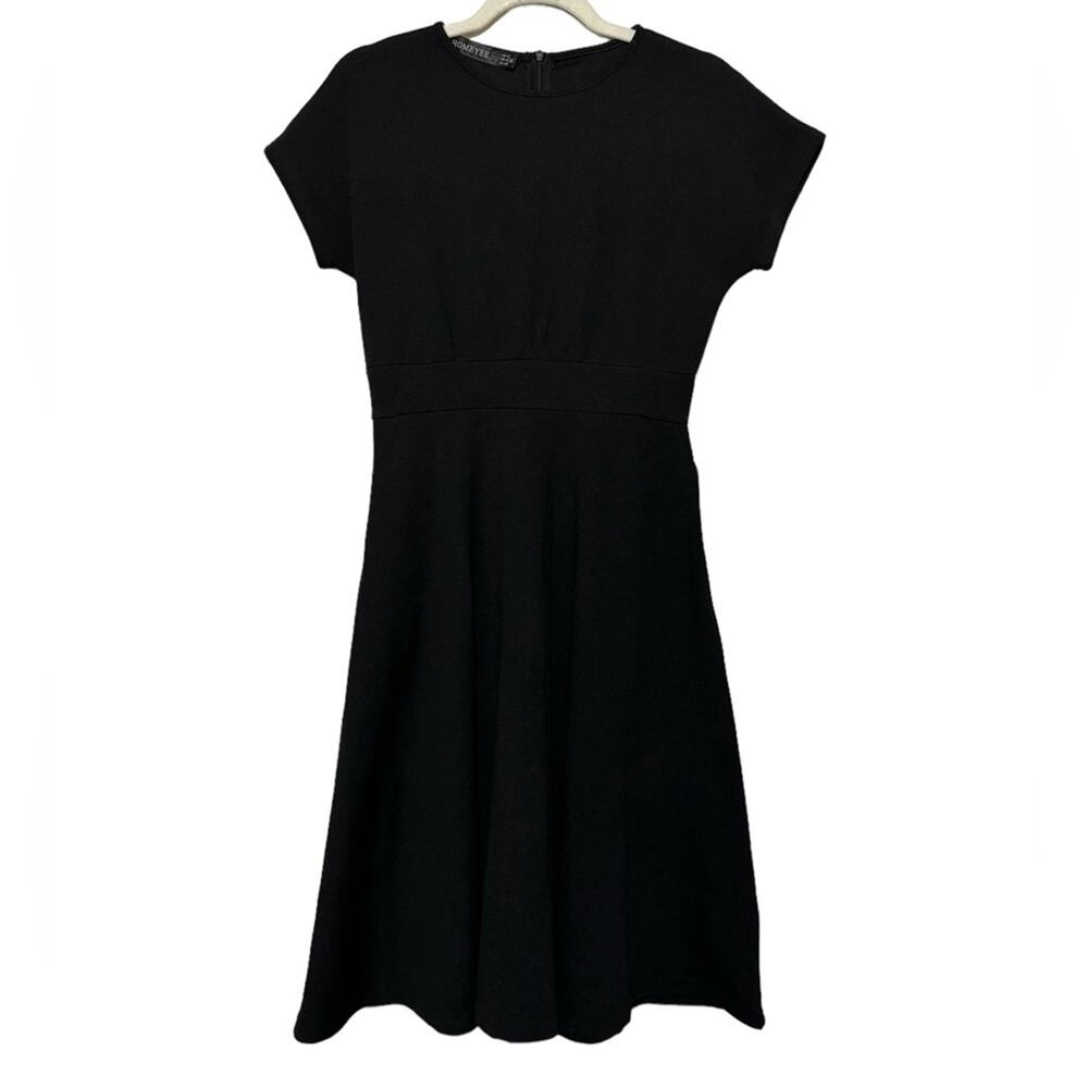 Homeyee Solid Black Shirt Sleeve Fit Flare Ling Modest Dress Women’s Size Medium